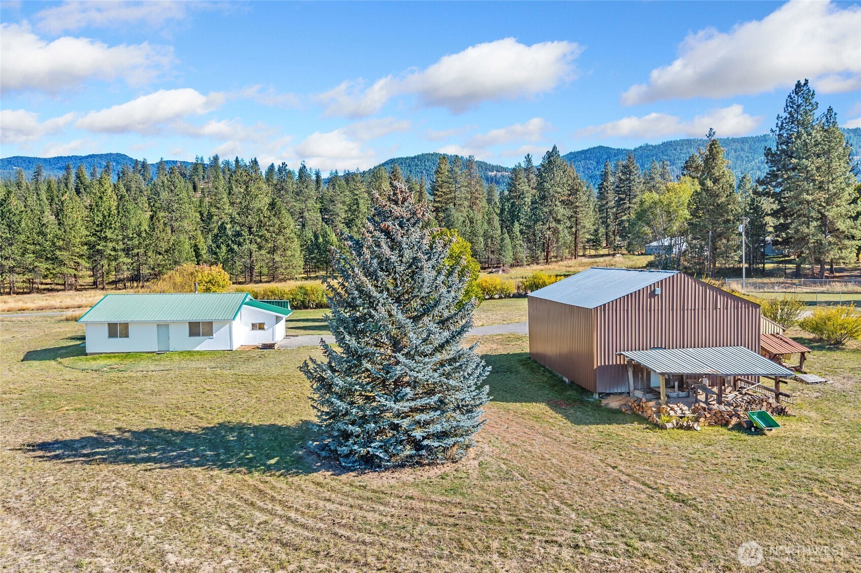 1028 Old Highway 12 Mile Road Property Photo 33