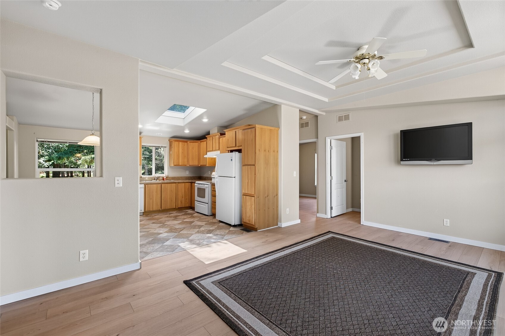3015 Birchwood Avenue Property Photo 8