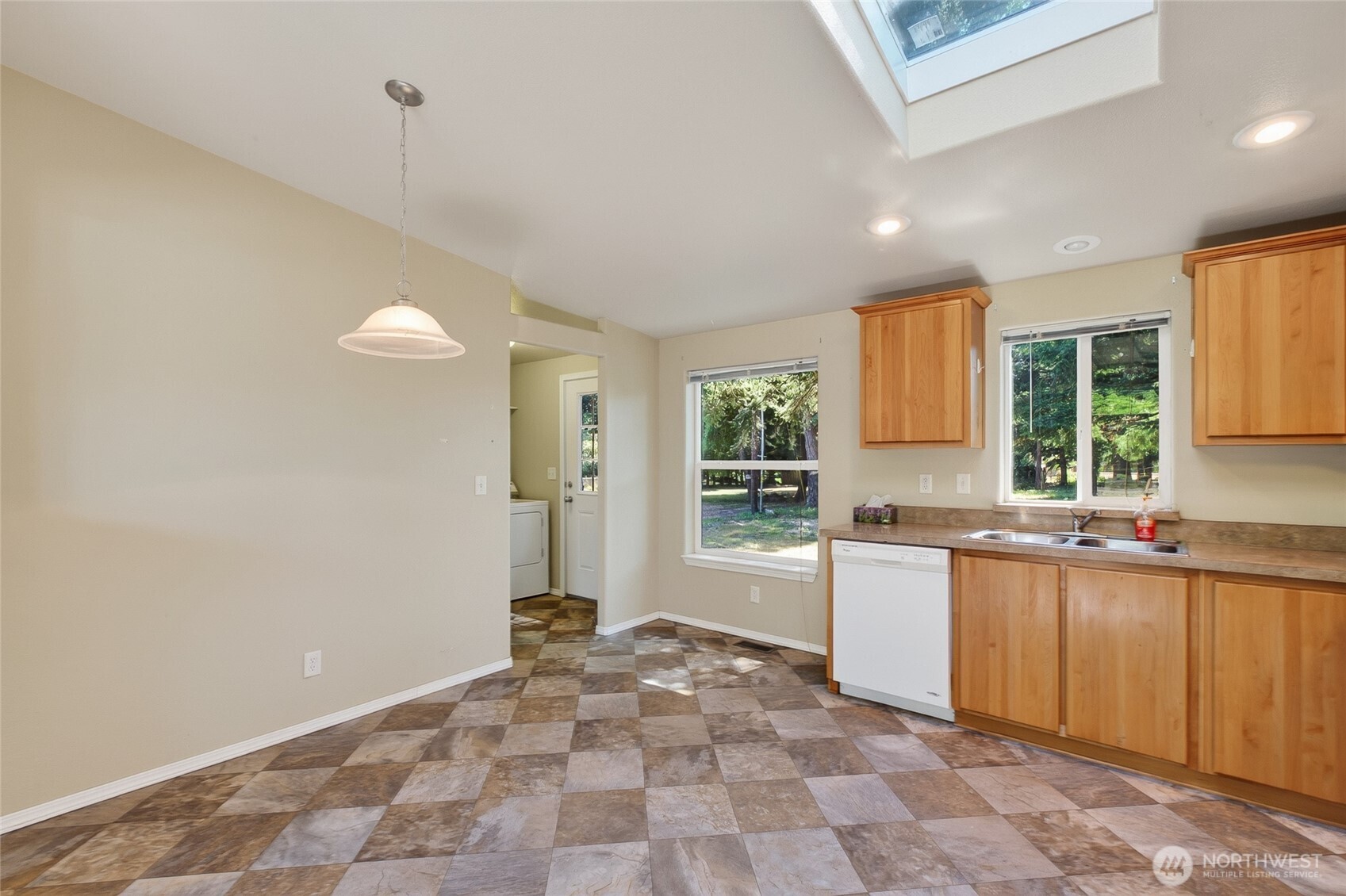 3015 Birchwood Avenue Property Photo 11