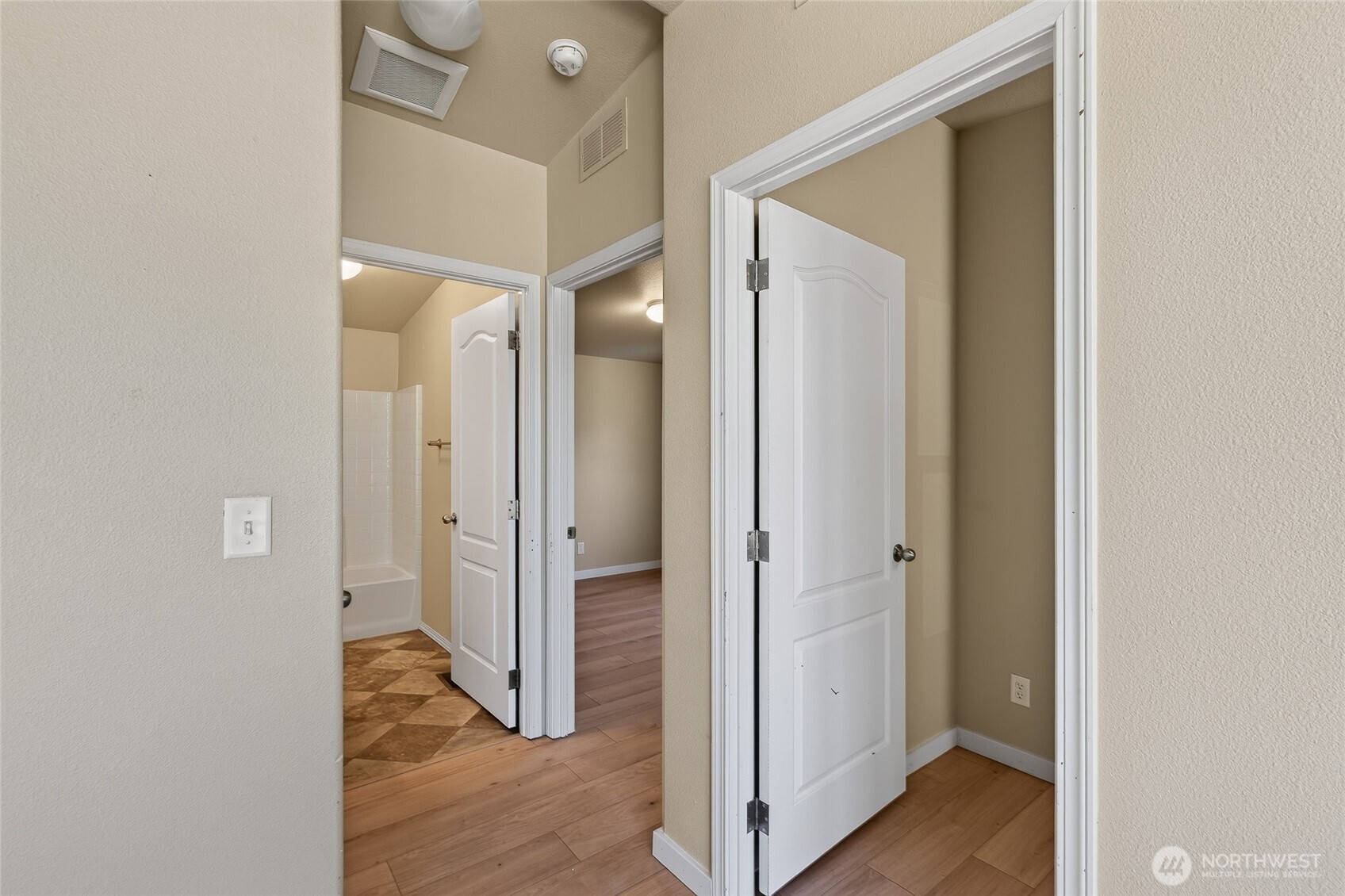 3015 Birchwood Avenue Property Photo 13