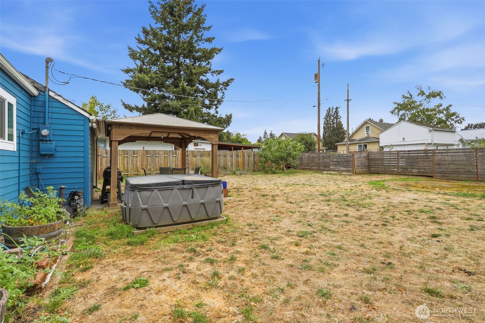 3316 Y Street Property Photo 18