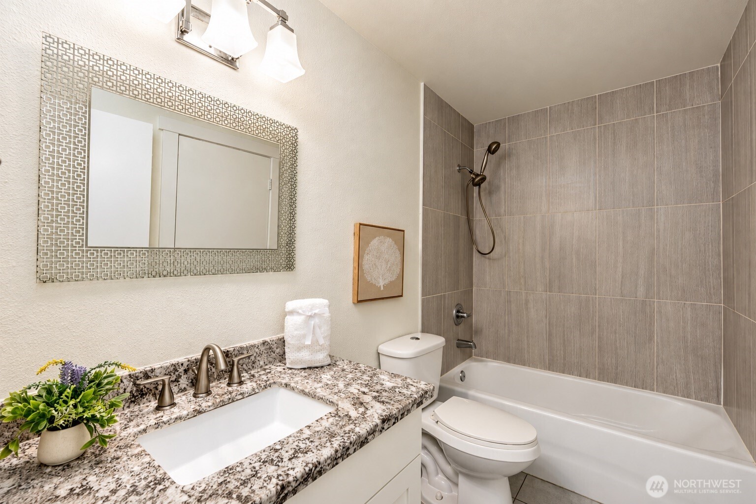15481 166th Avenue Property Photo 13