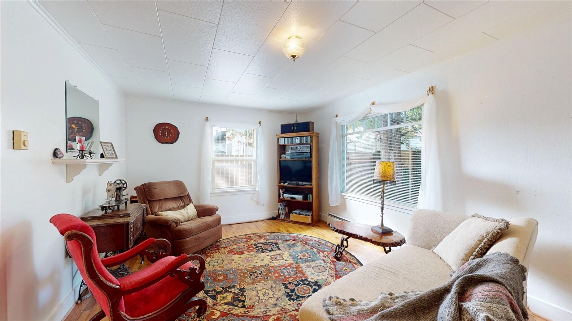 1927 Wetmore Avenue Property Photo 3