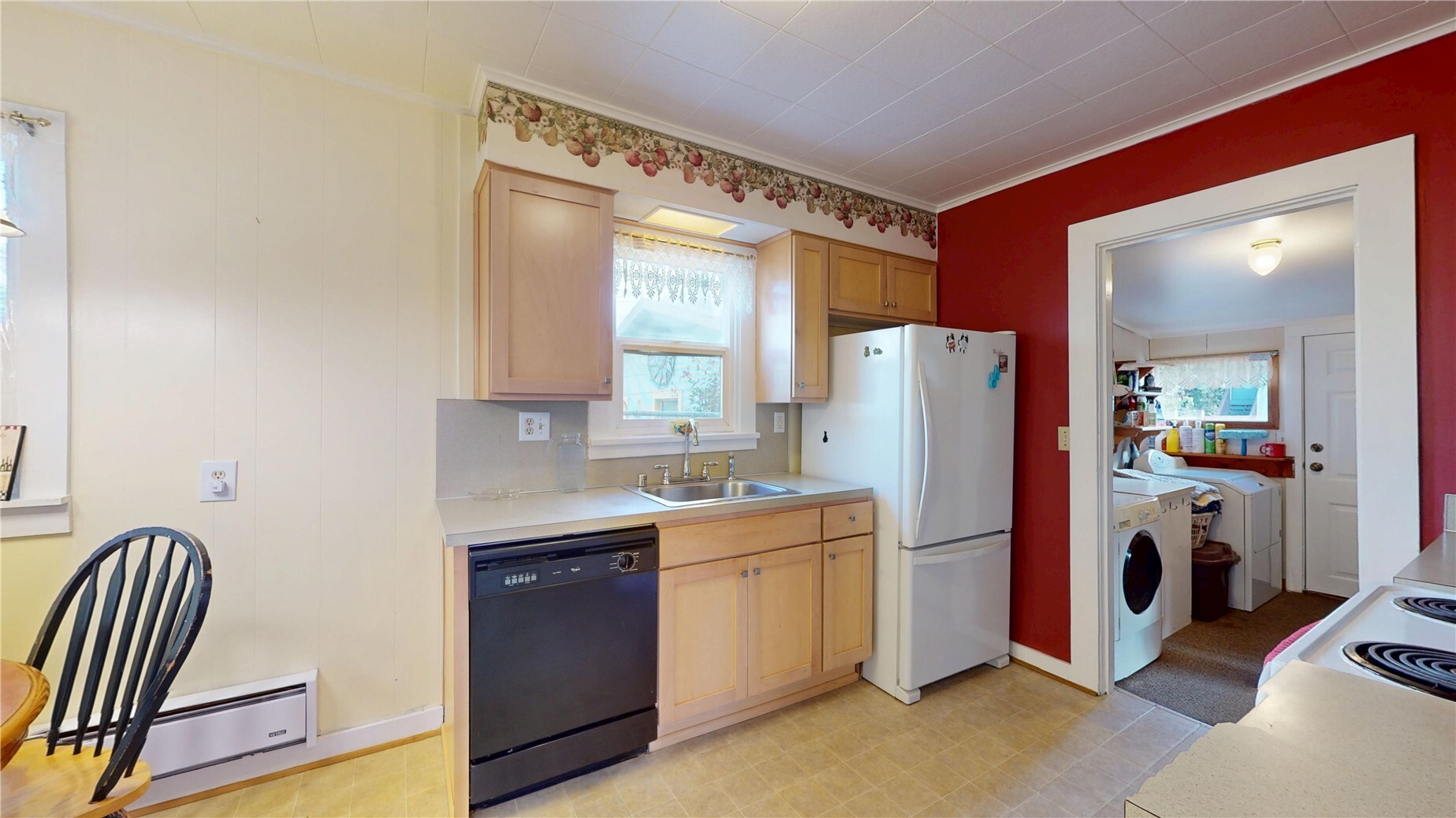 1927 Wetmore Avenue Property Photo 8