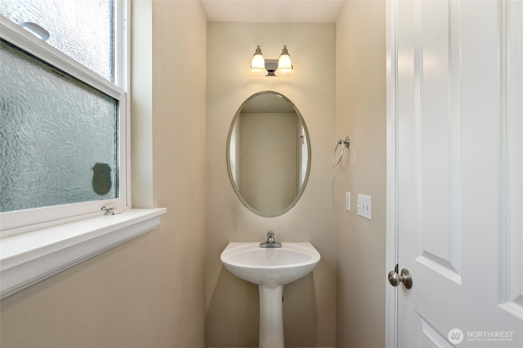 4426 Roxanna Loop Property Photo 15
