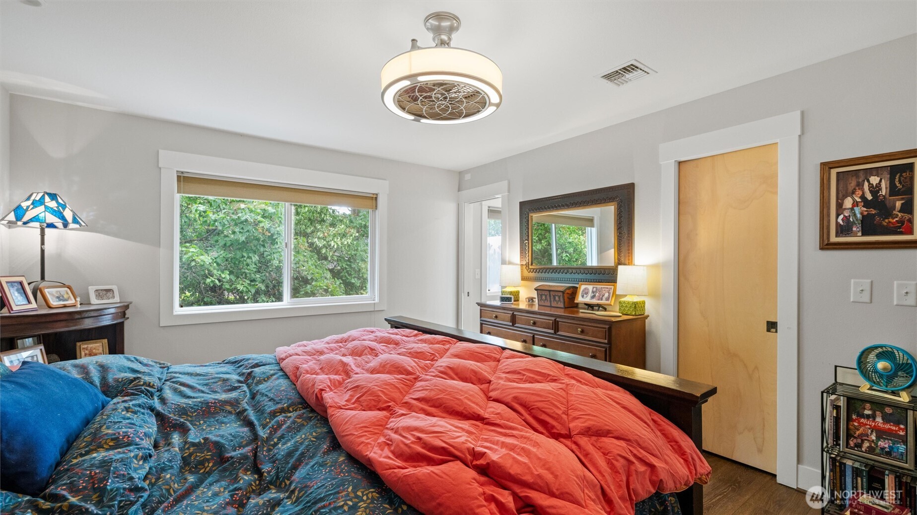 4706 Snowmountain Road Property Photo 8