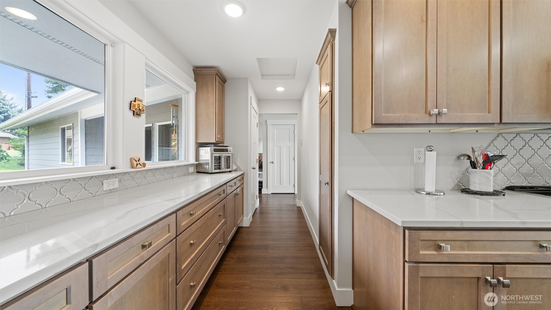 4706 Snowmountain Road Property Photo 16