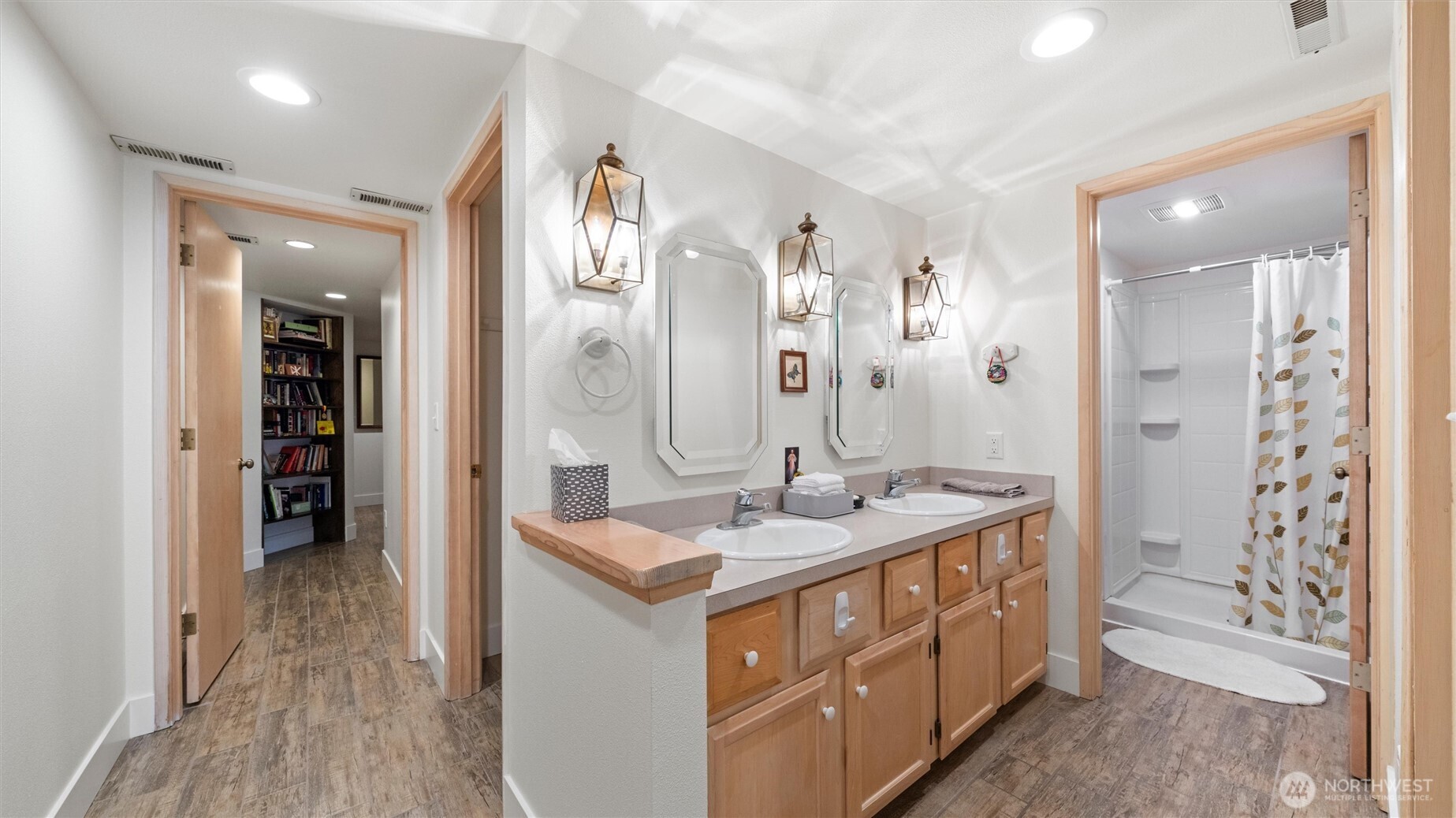 4706 Snowmountain Road Property Photo 21