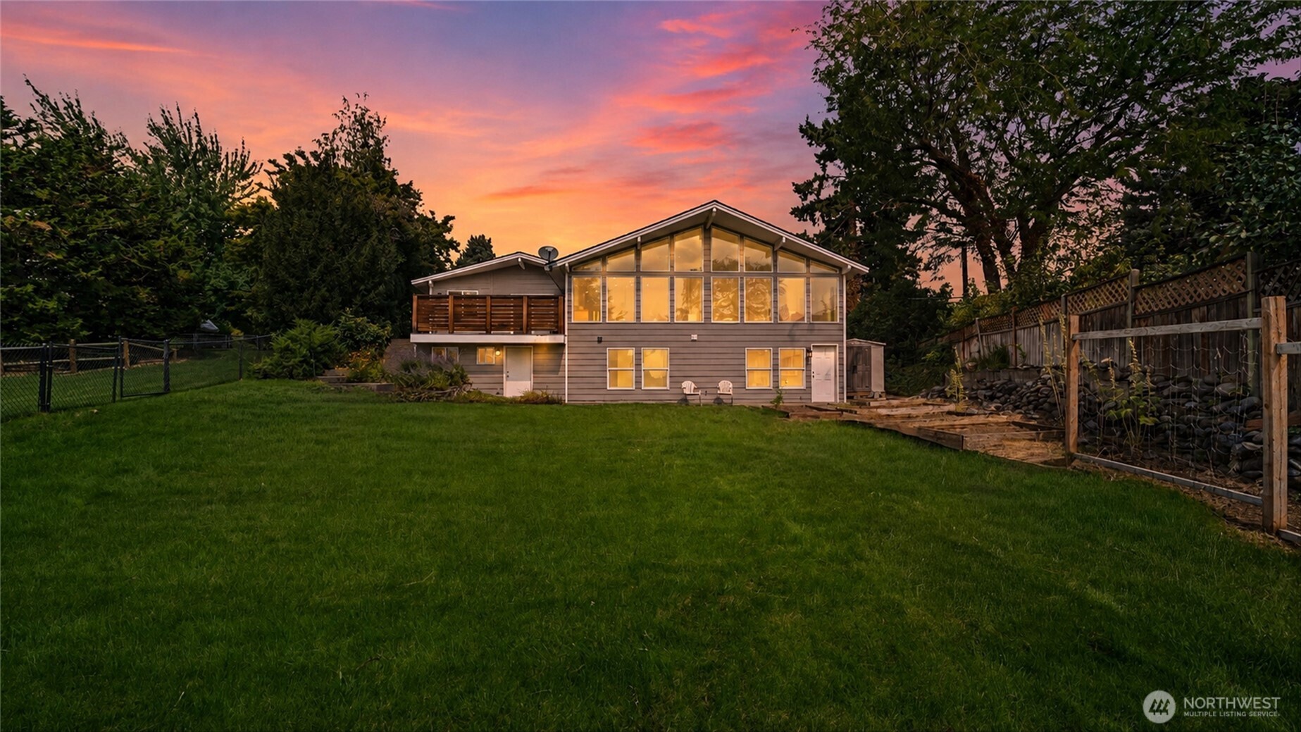 4706 Snowmountain Road Property Photo 39