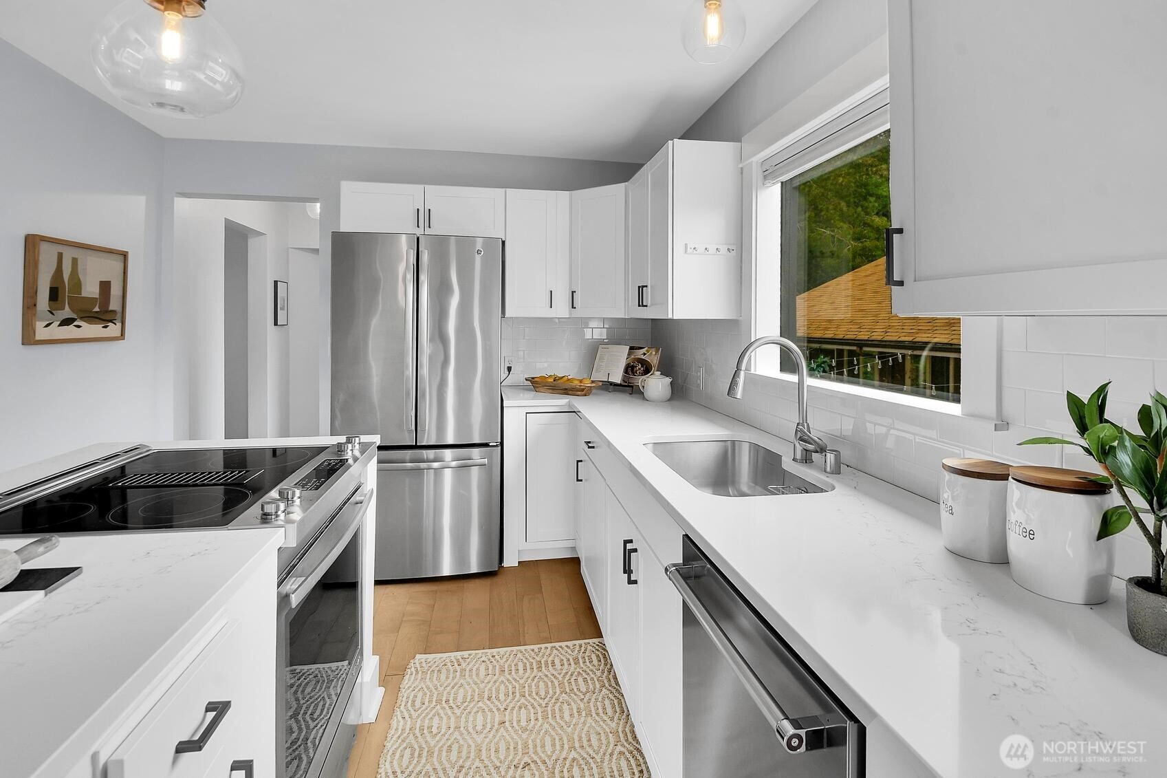 1812 6th Avenue Property Photo 9