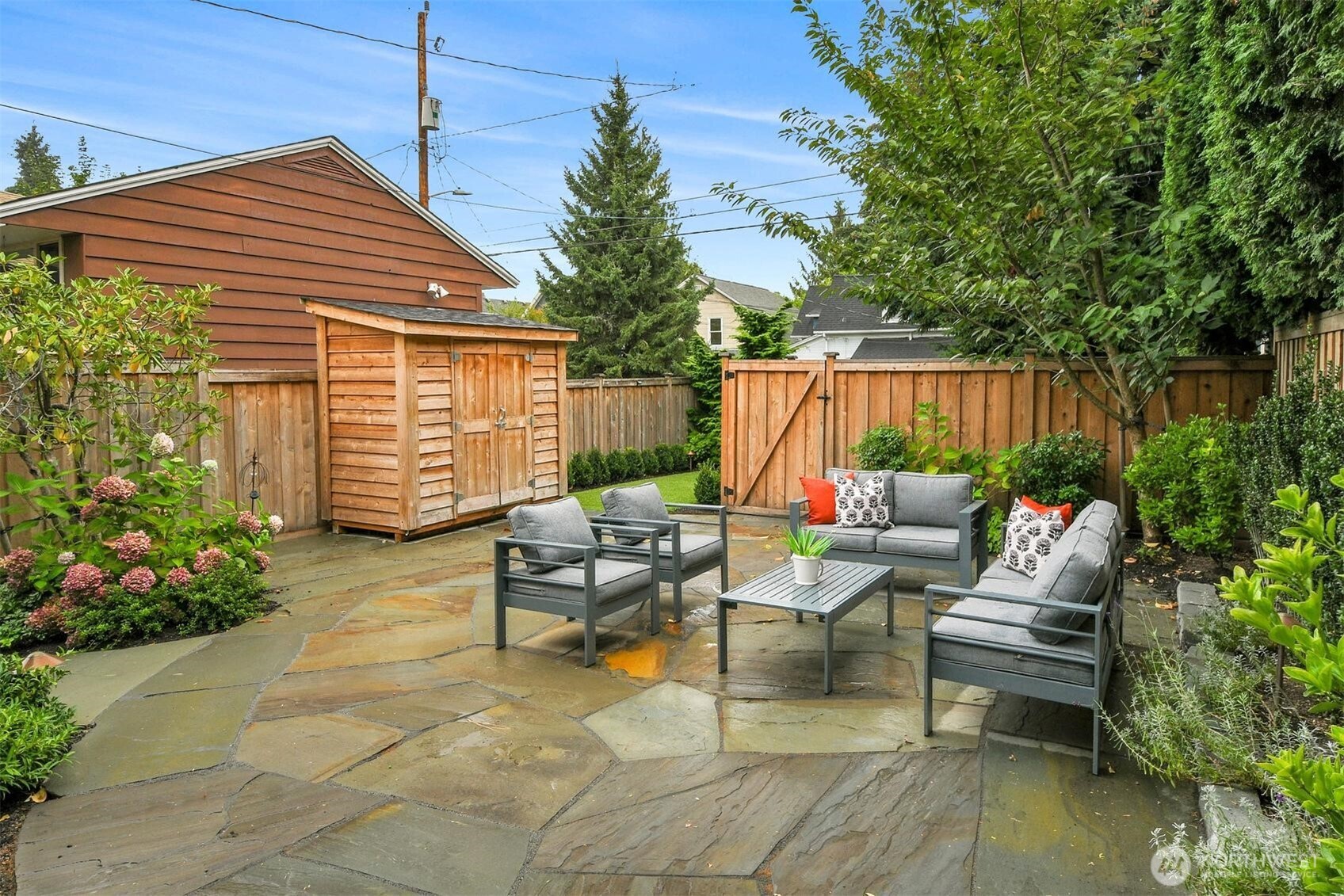1812 6th Avenue Property Photo 28