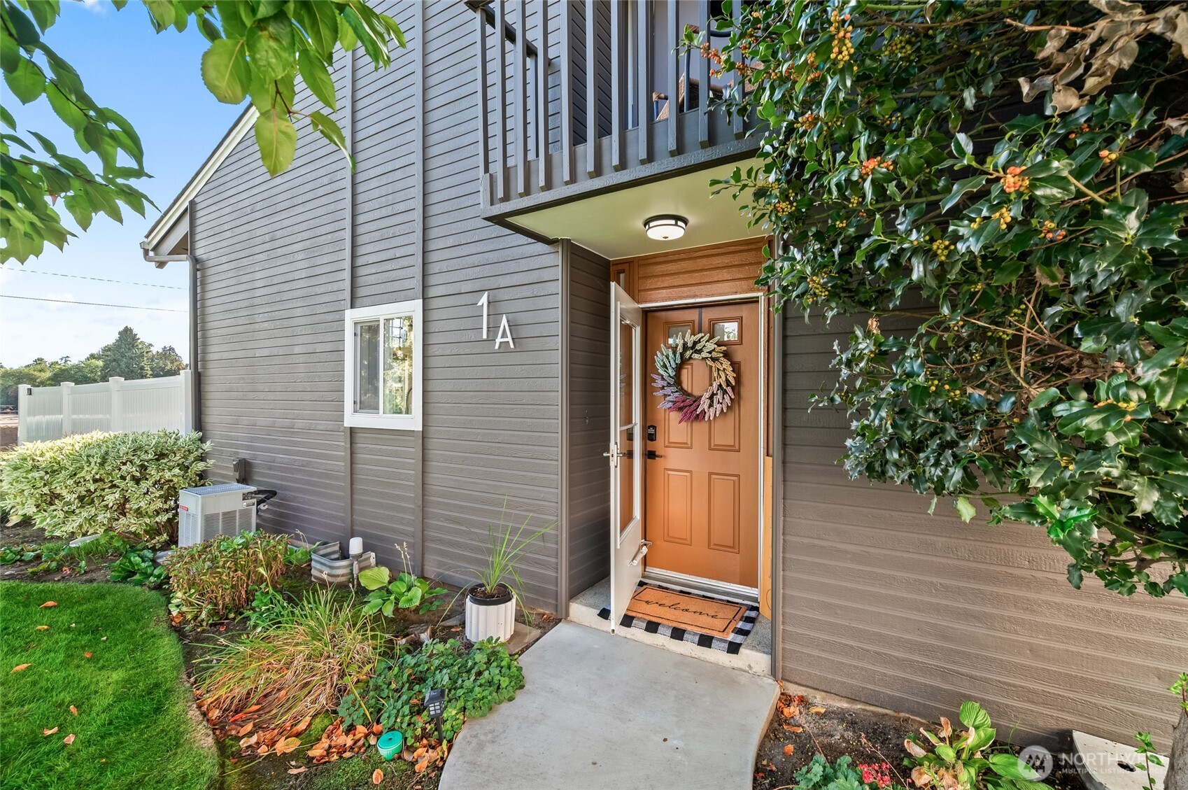 10 S Cove Avenue 1a Property Photo 1