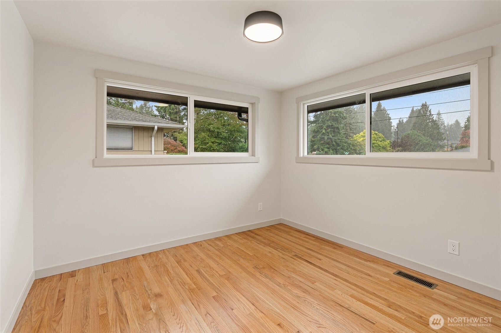 18625 81st Avenue Property Photo 14