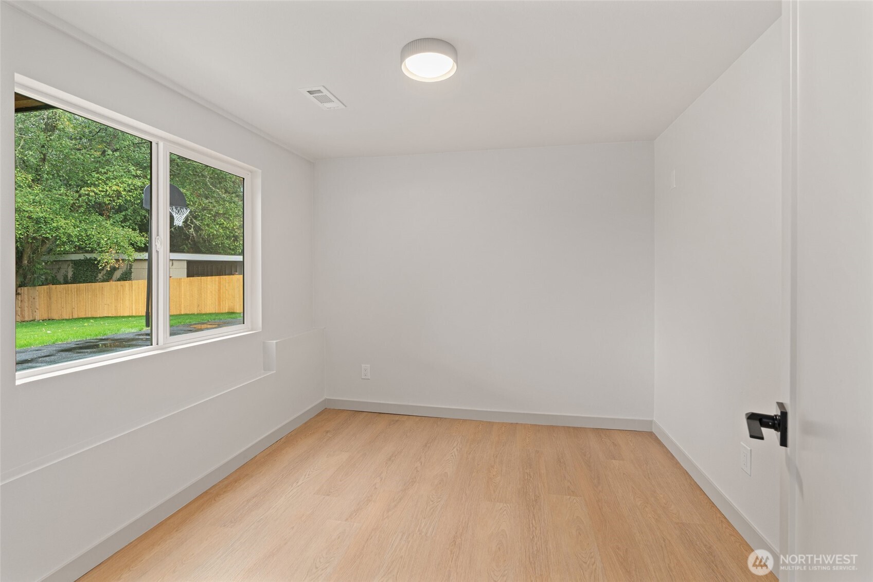 18625 81st Avenue Property Photo 21