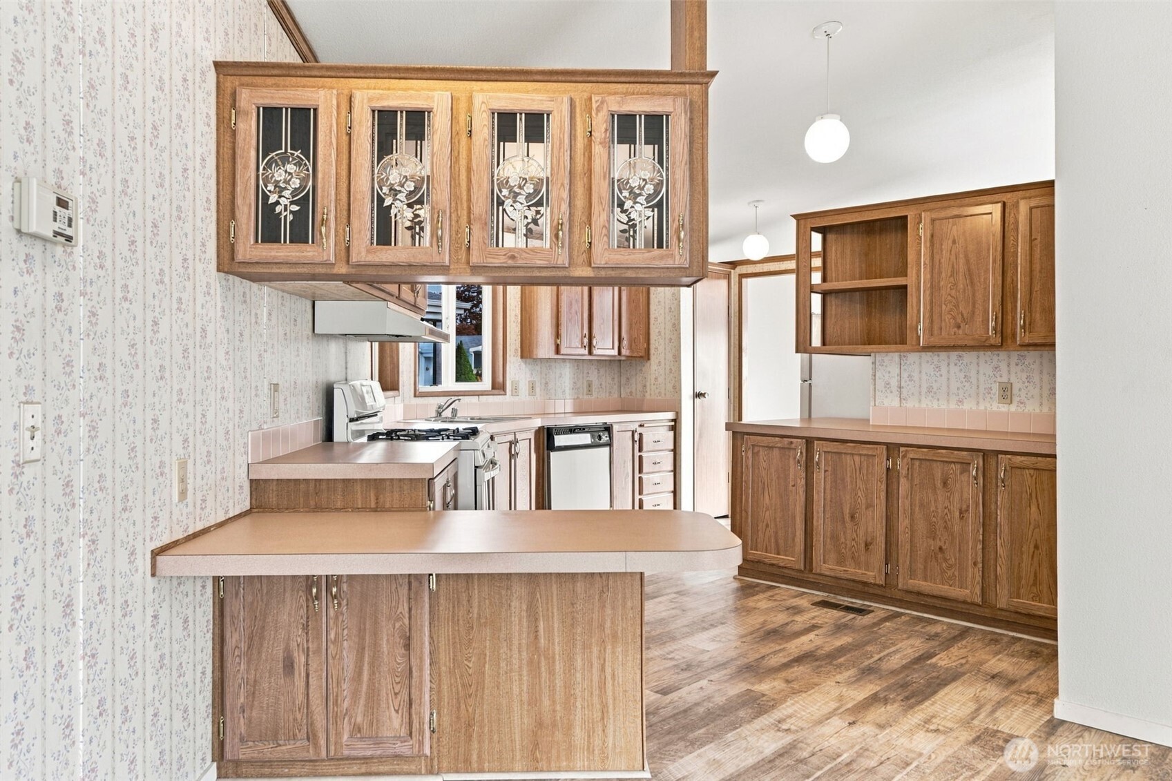 1807 138th Street 128 Property Photo 4
