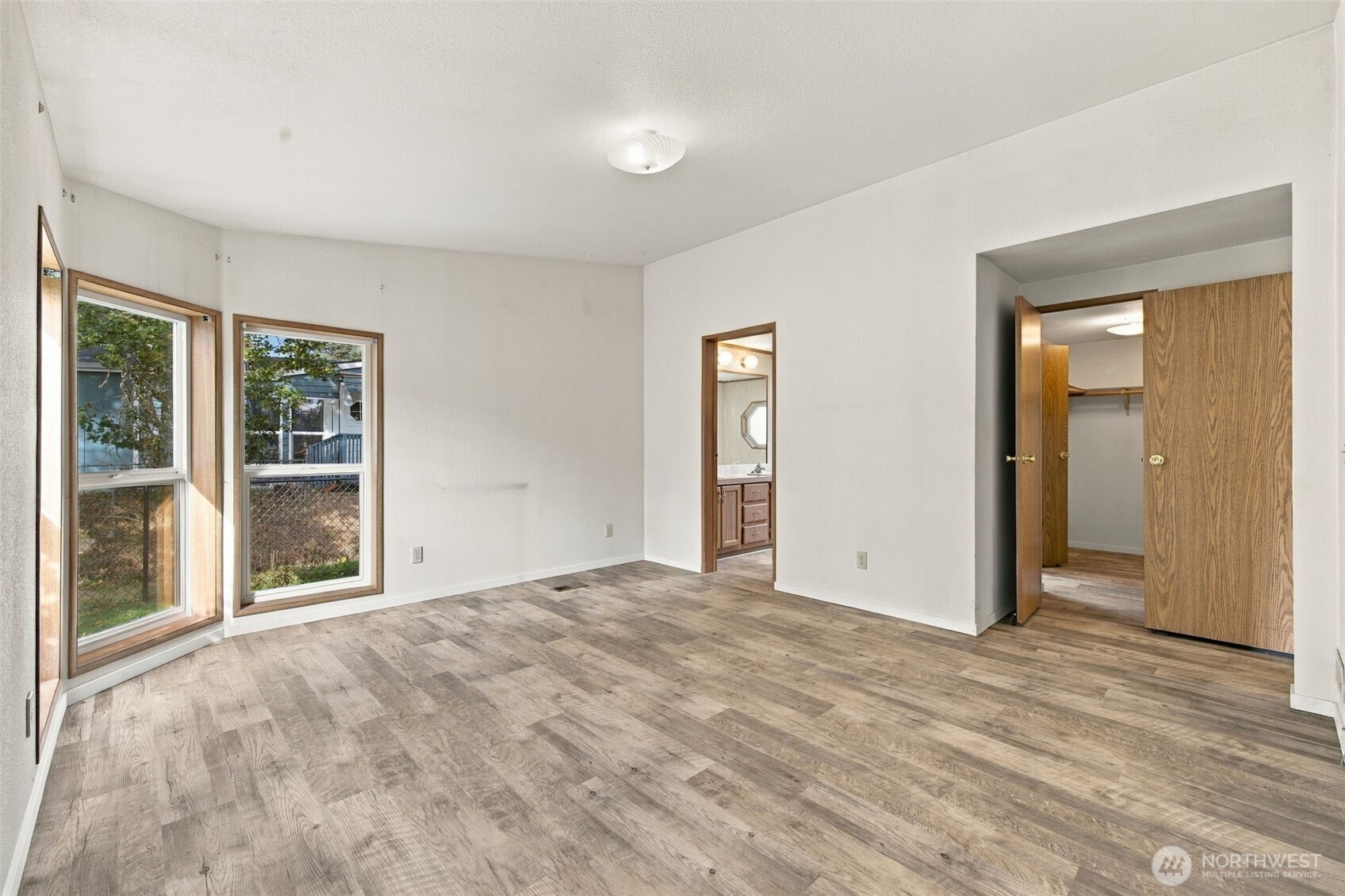 1807 138th Street 128 Property Photo 28