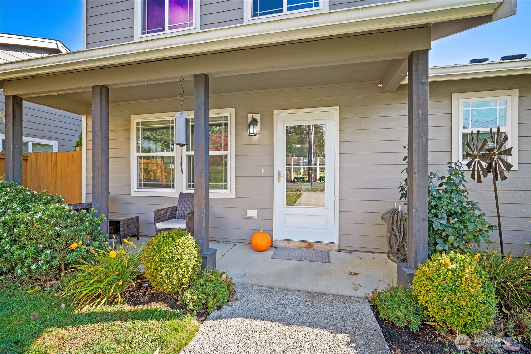 2088 Thornton Street Property Photo 2