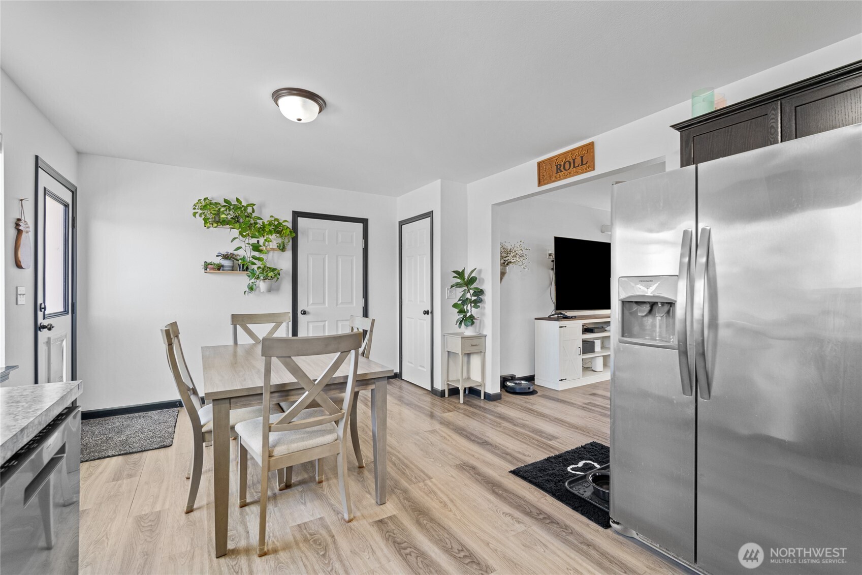2088 Thornton Street Property Photo 11