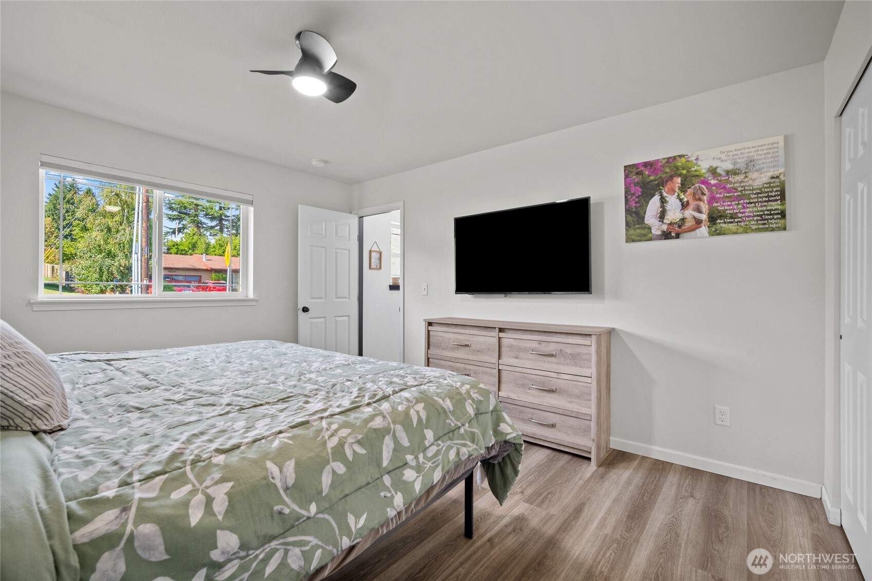 2088 Thornton Street Property Photo 17