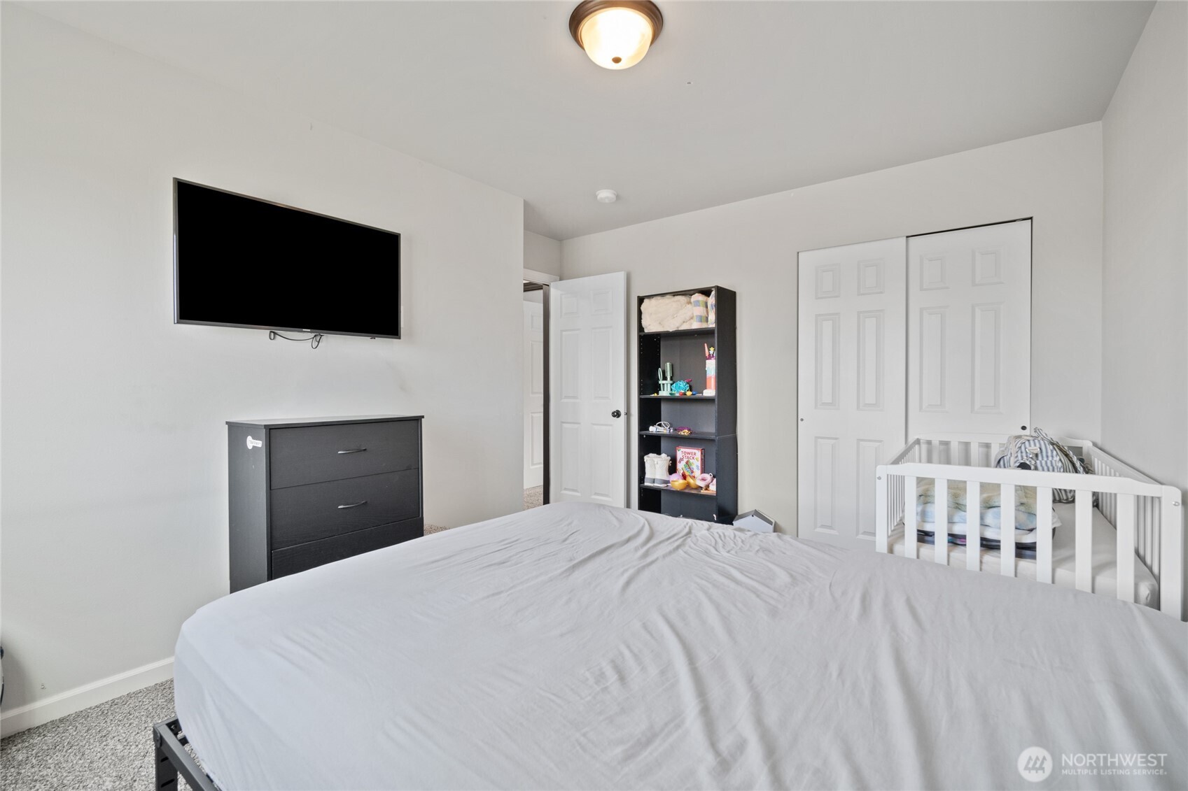 2088 Thornton Street Property Photo 22
