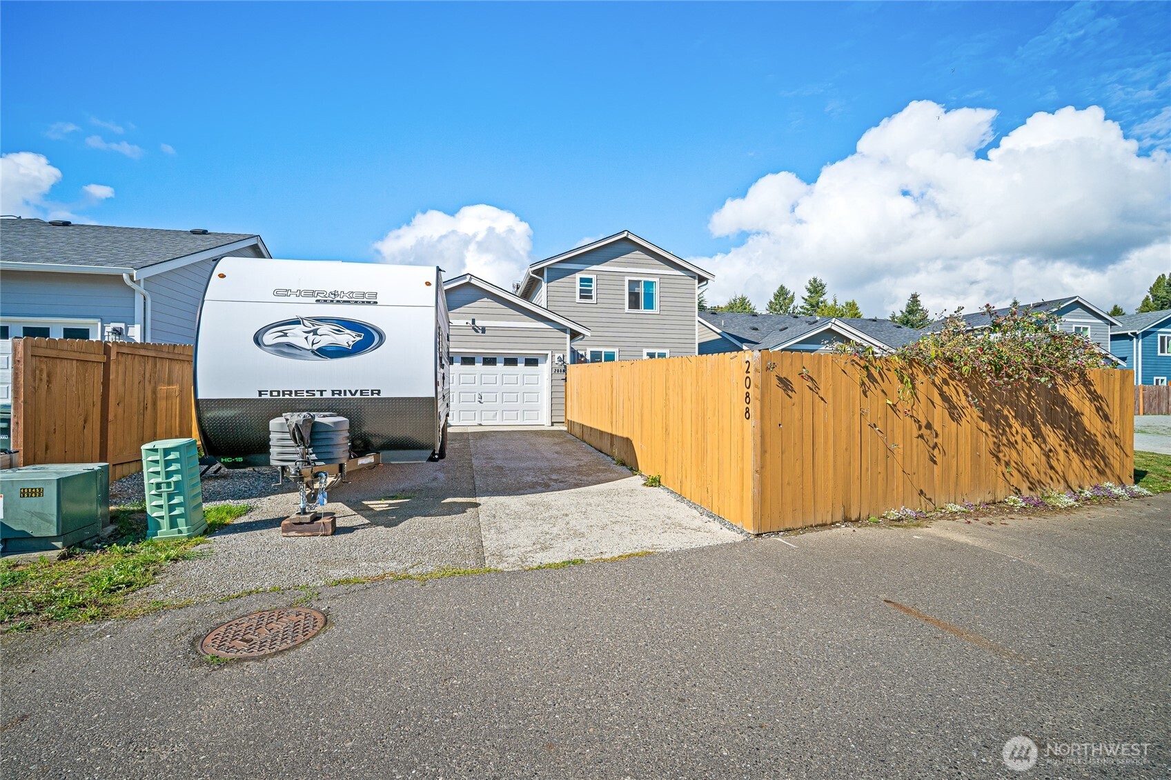 2088 Thornton Street Property Photo 37