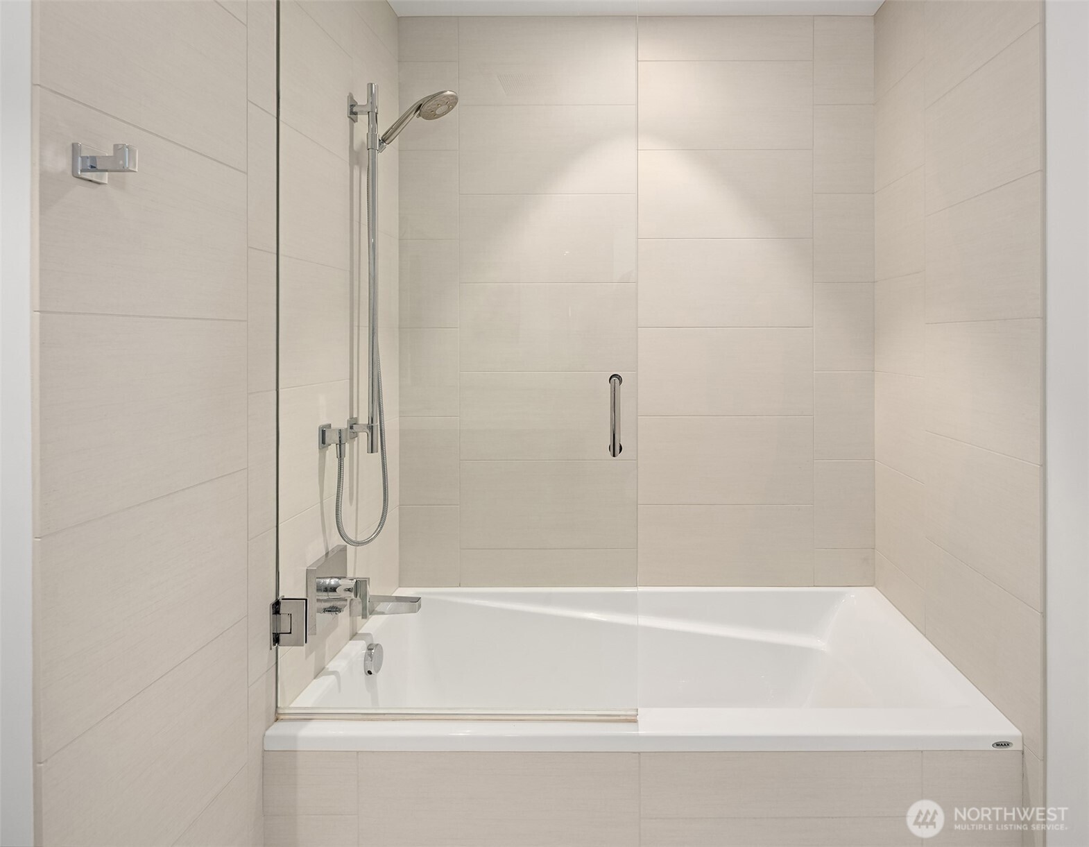 188 Bellevue Way 311 Property Photo 25