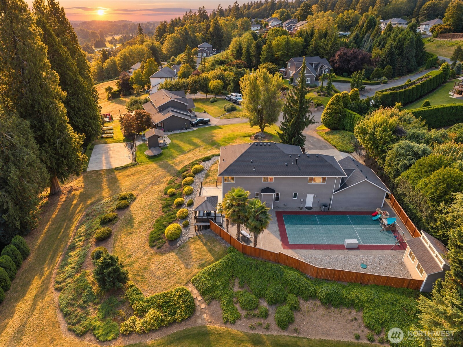 11521 42nd Place Property Photo 1