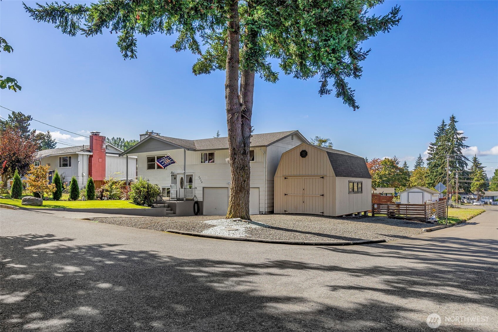 2854 Seiford Avenue Property Photo 2