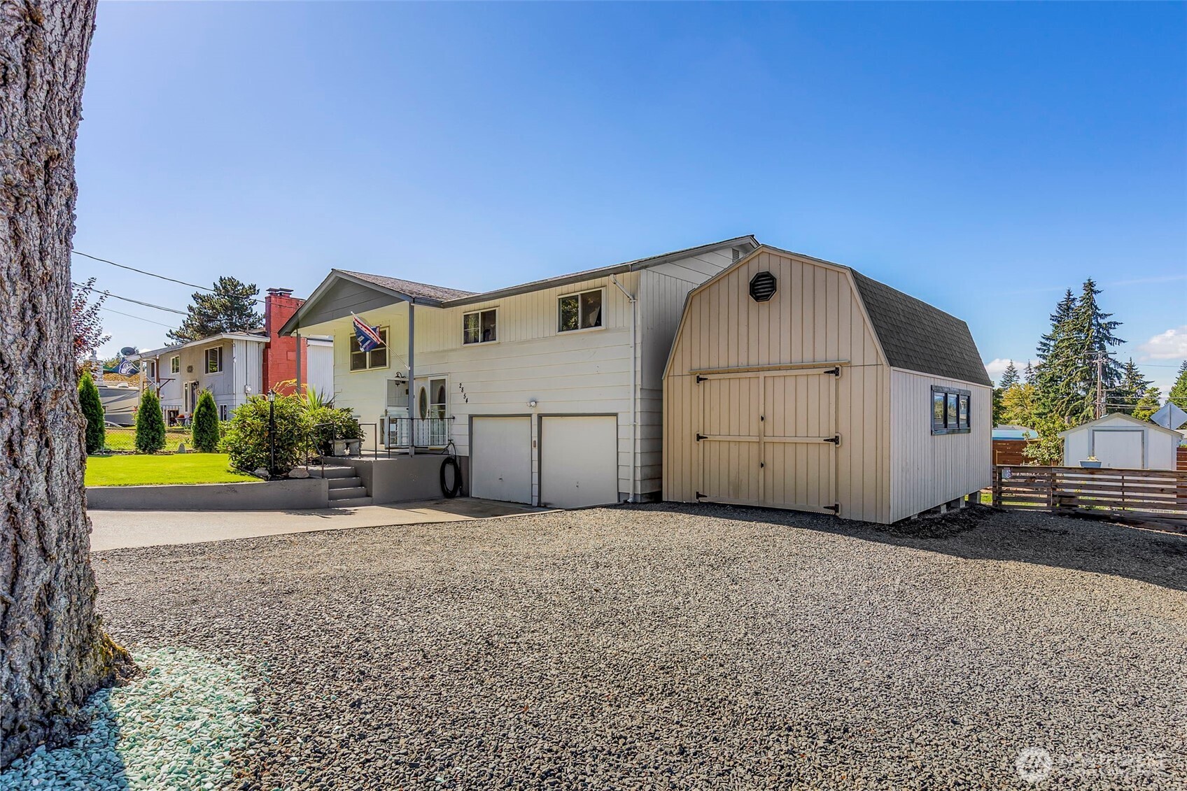 2854 Seiford Avenue Property Photo 3
