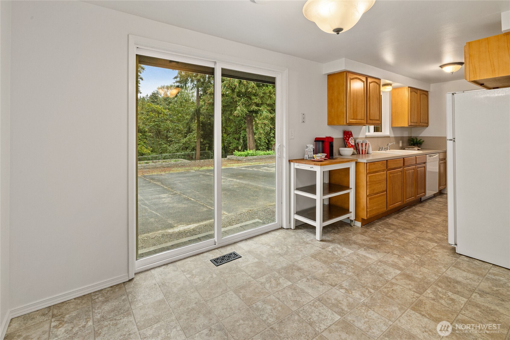 730 Woodland Way Property Photo 10