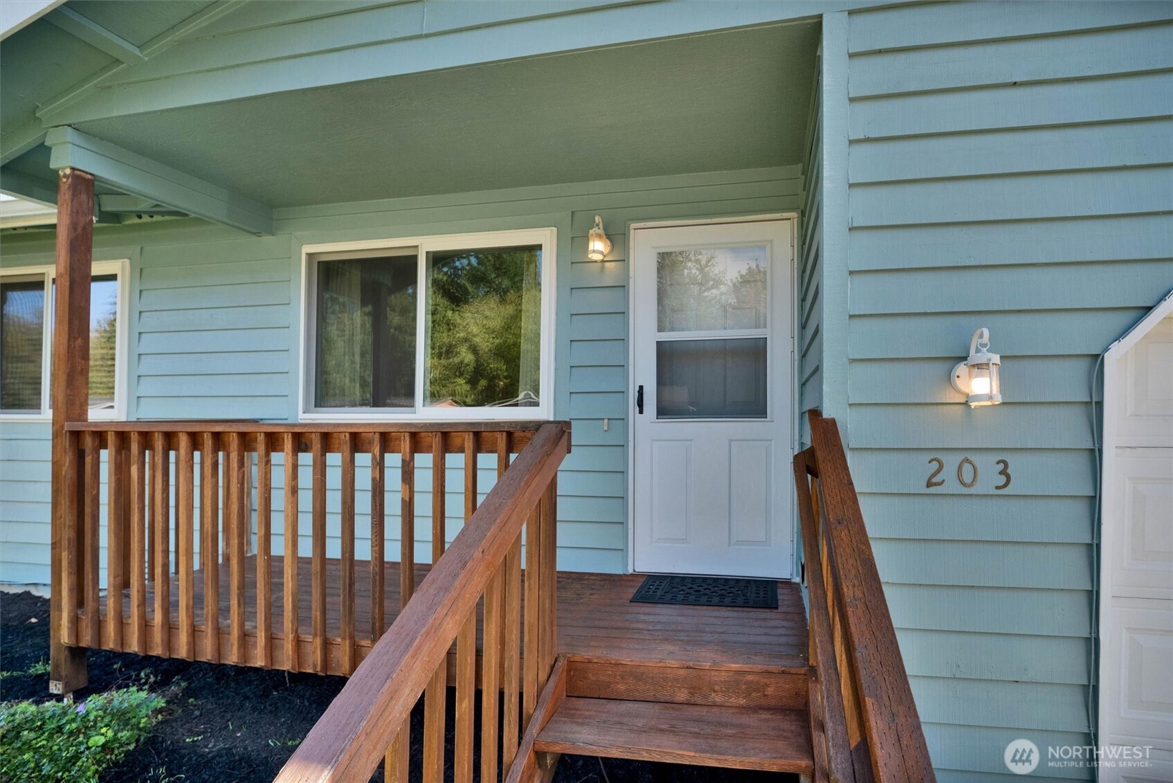 203 N Bogart Avenue Property Photo 5