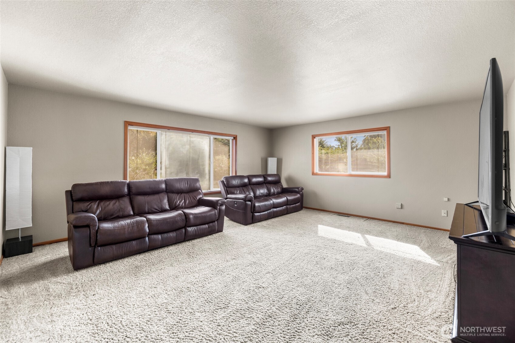 5175 Hannegan Road Property Photo 16