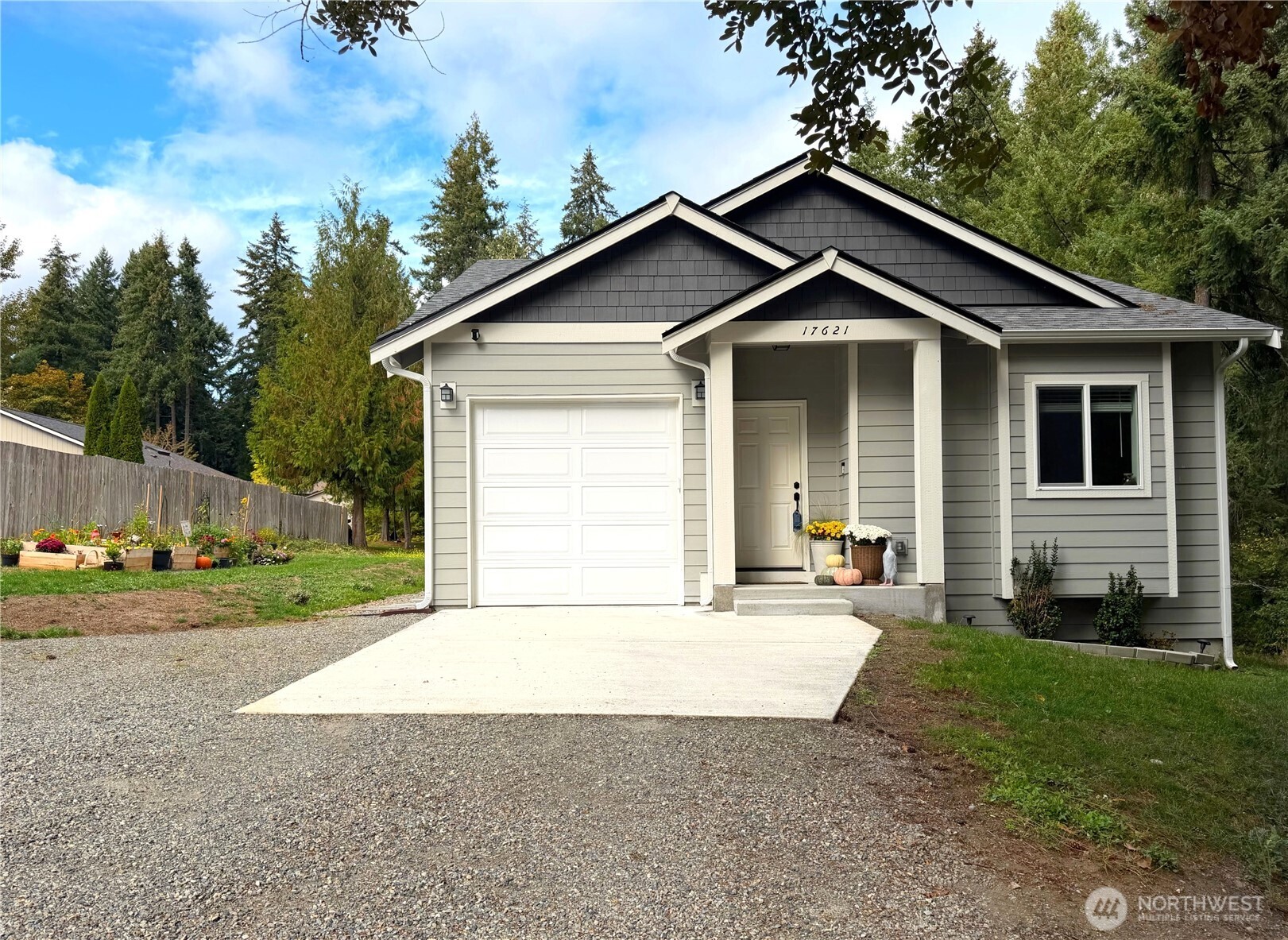17621 Se Vine Lane Property Photo 1