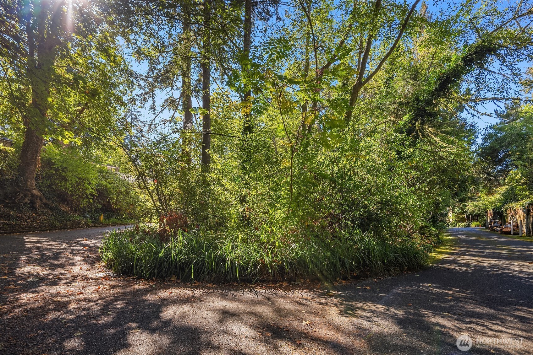 19339 11th Avenue Property Photo 5