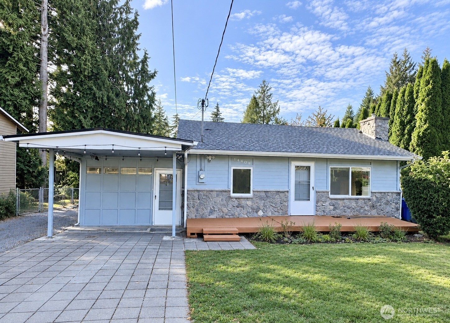 14408 42nd Avenue Property Photo 2