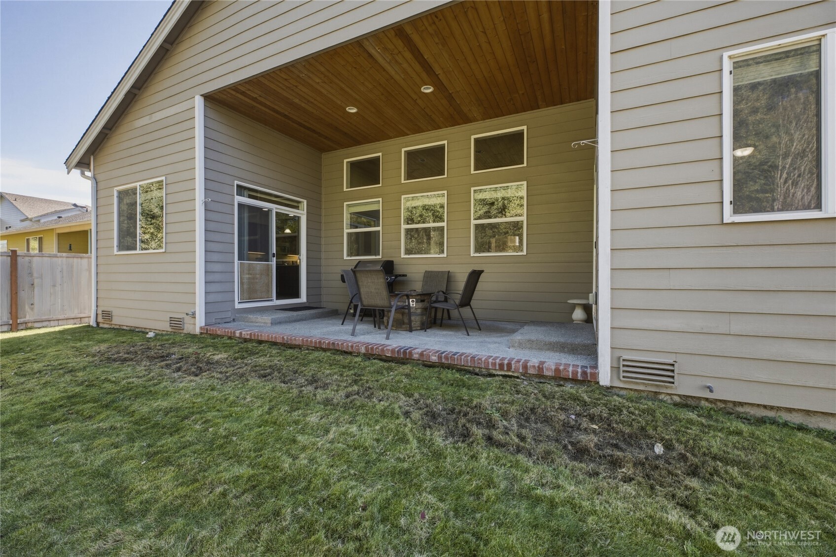 19407 205th Street Property Photo 9