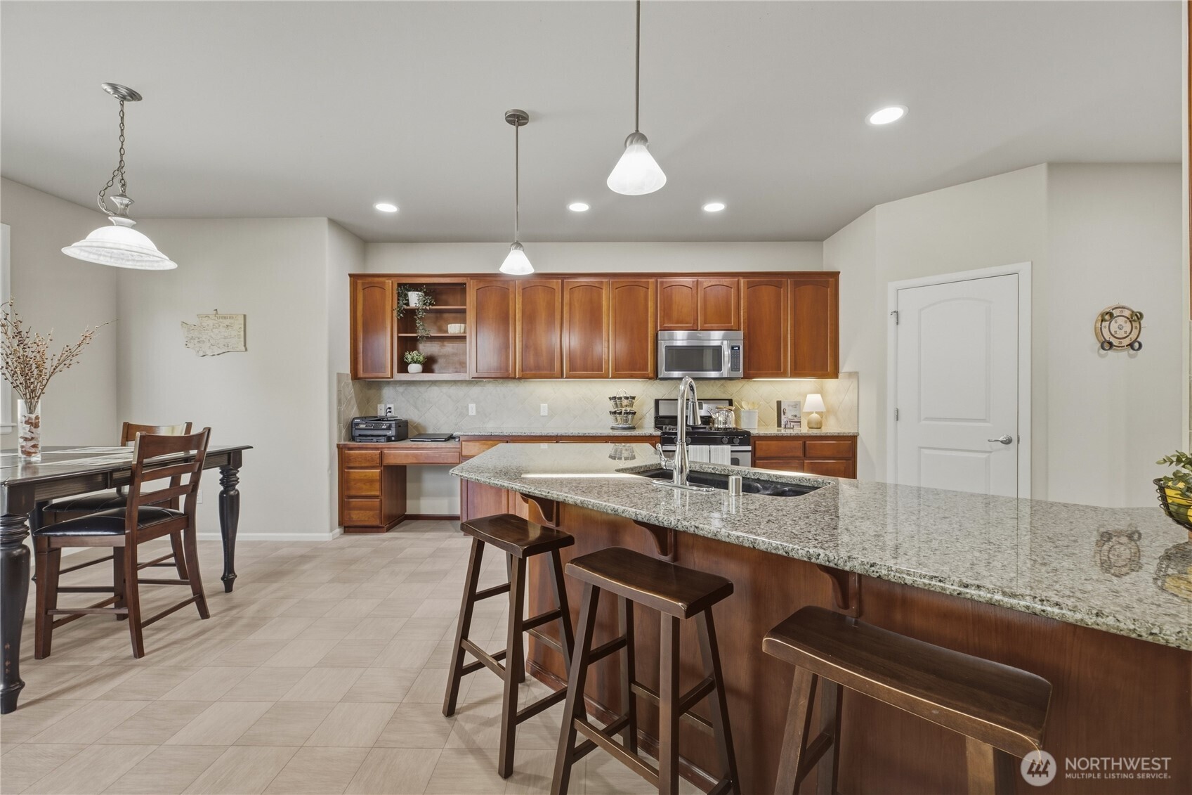 19407 205th Street Property Photo 16