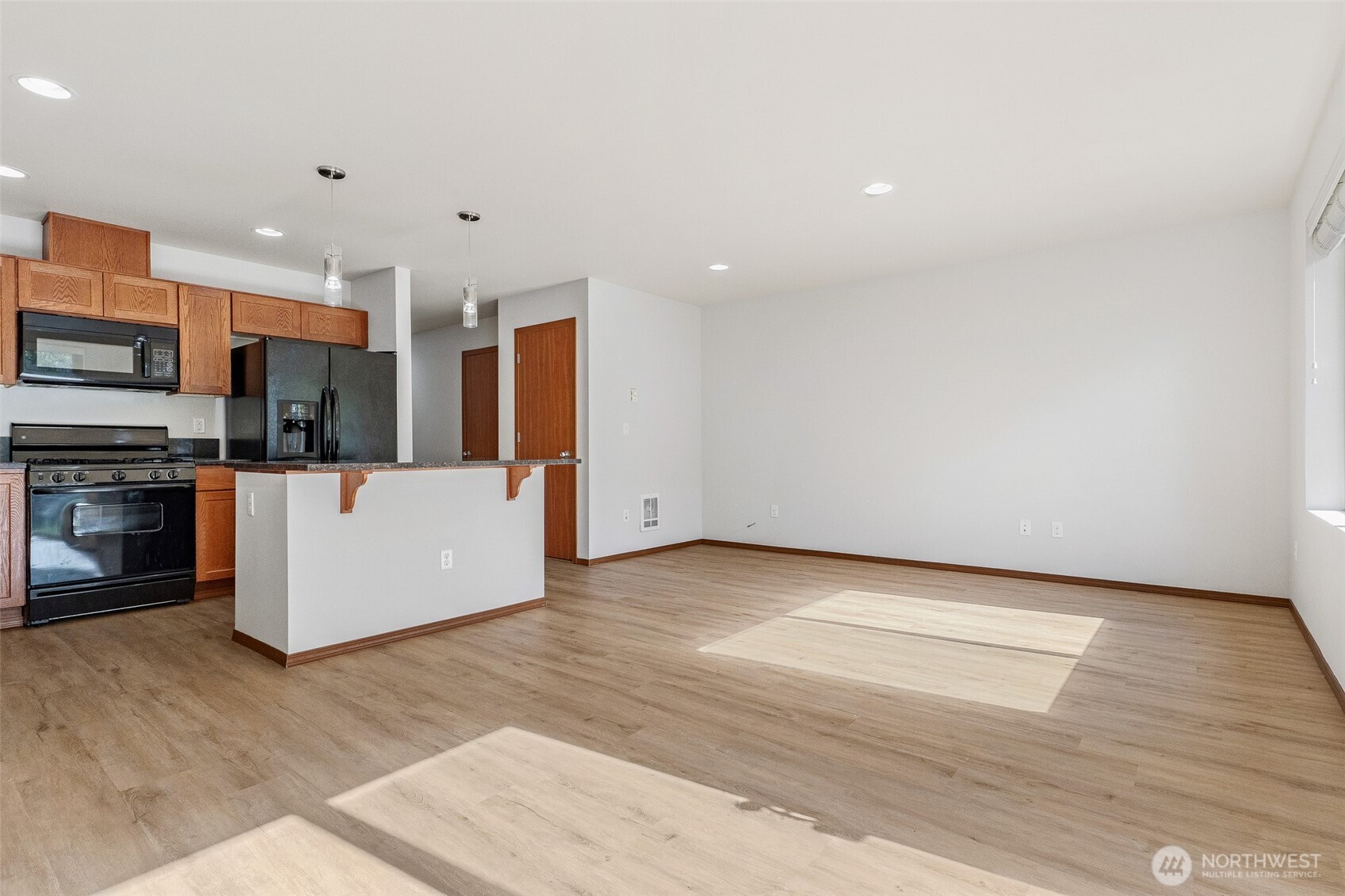 8209 42nd Place Property Photo 12