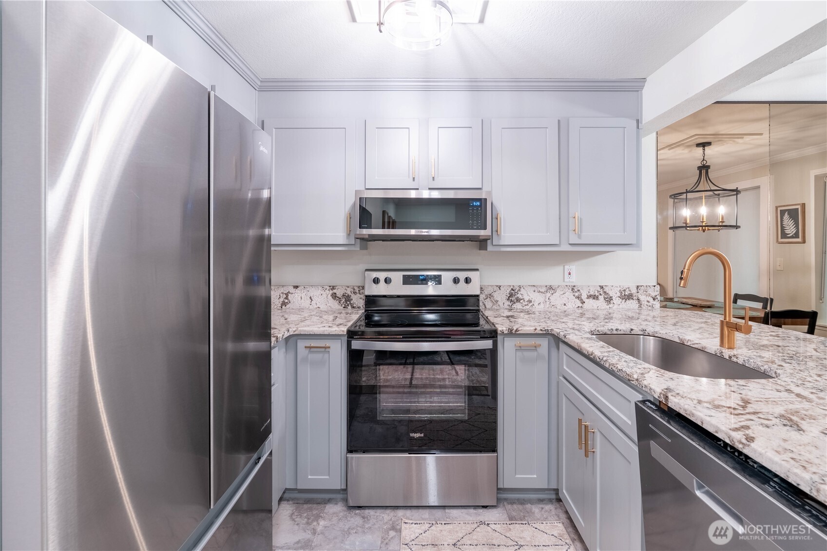 17515 118th Avenue B4 Property Photo 5