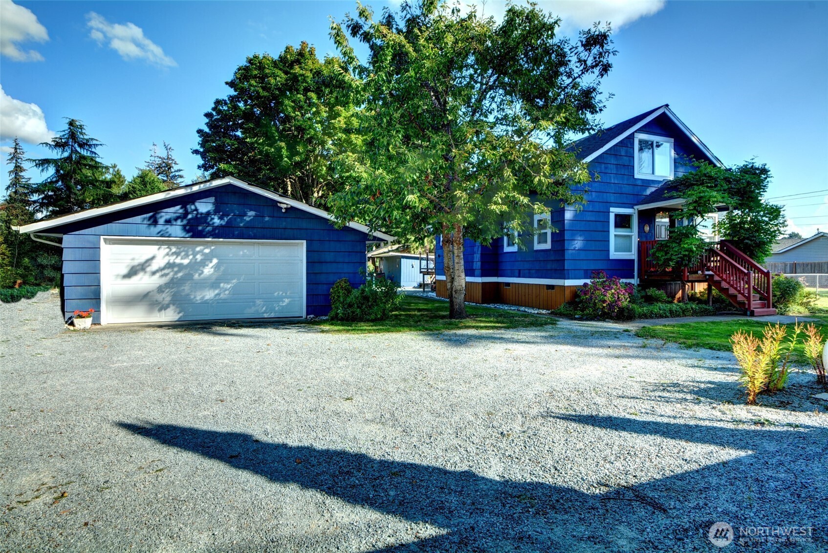 12025 44th Drive Property Photo 2