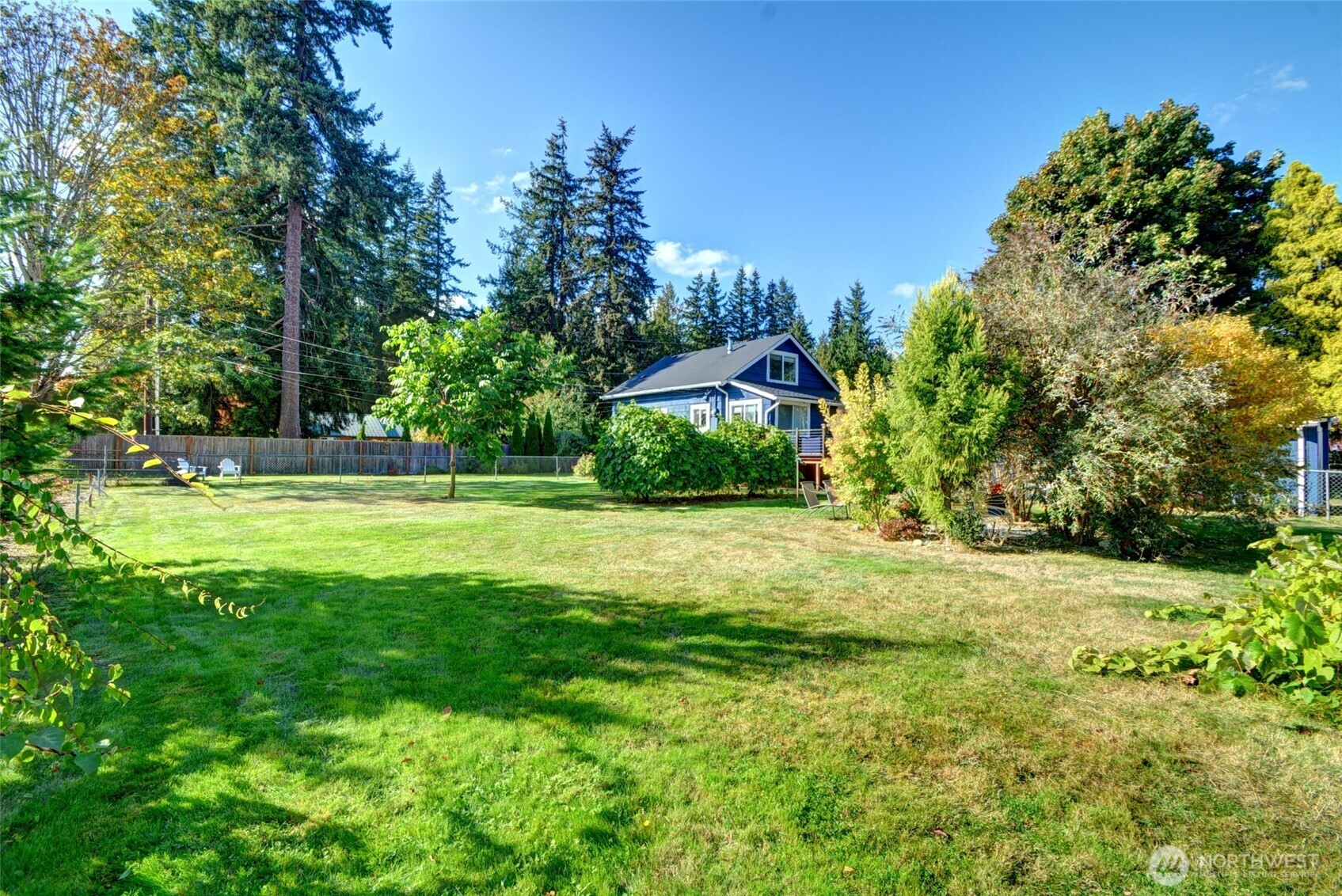 12025 44th Drive Property Photo 7