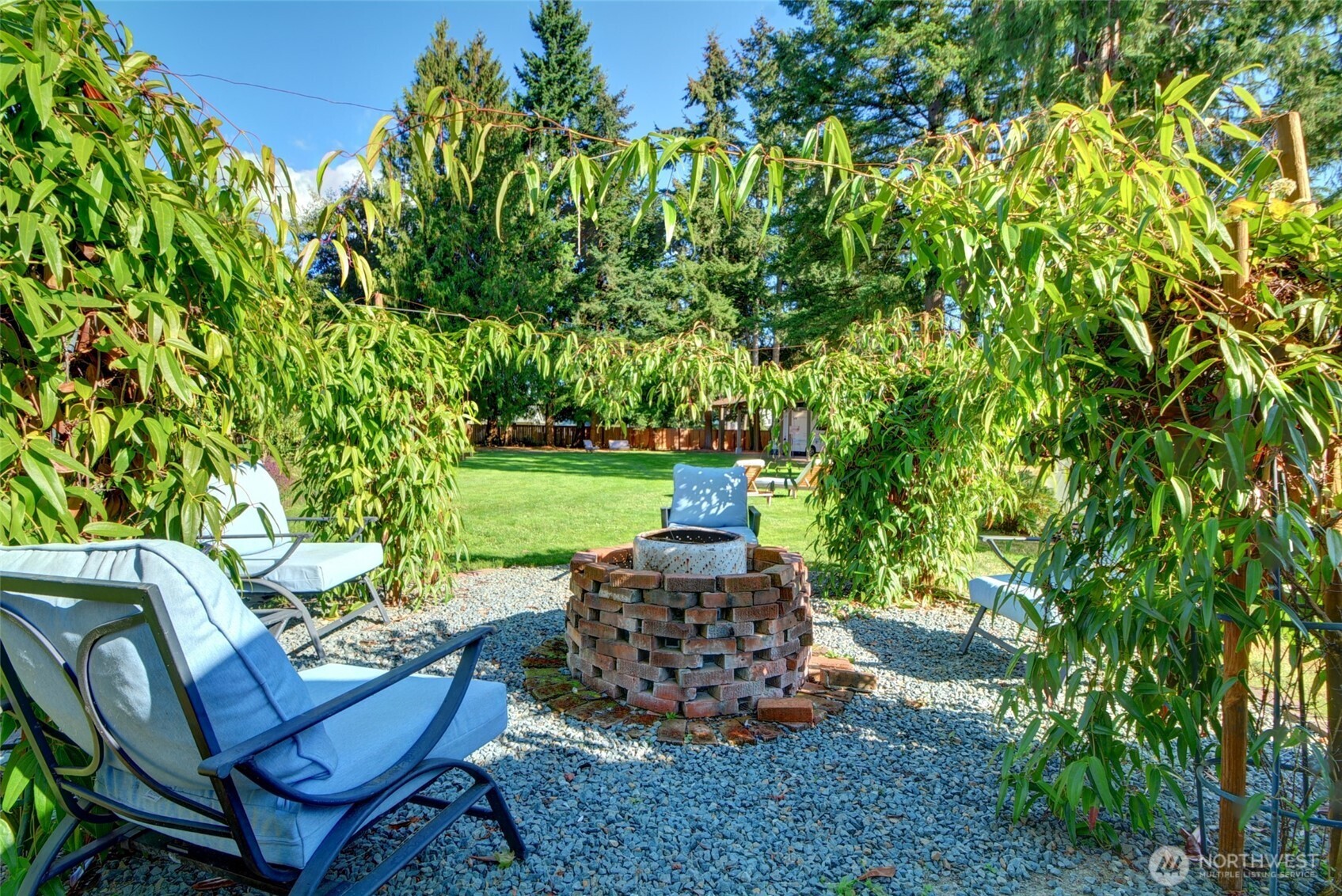 12025 44th Drive Property Photo 9