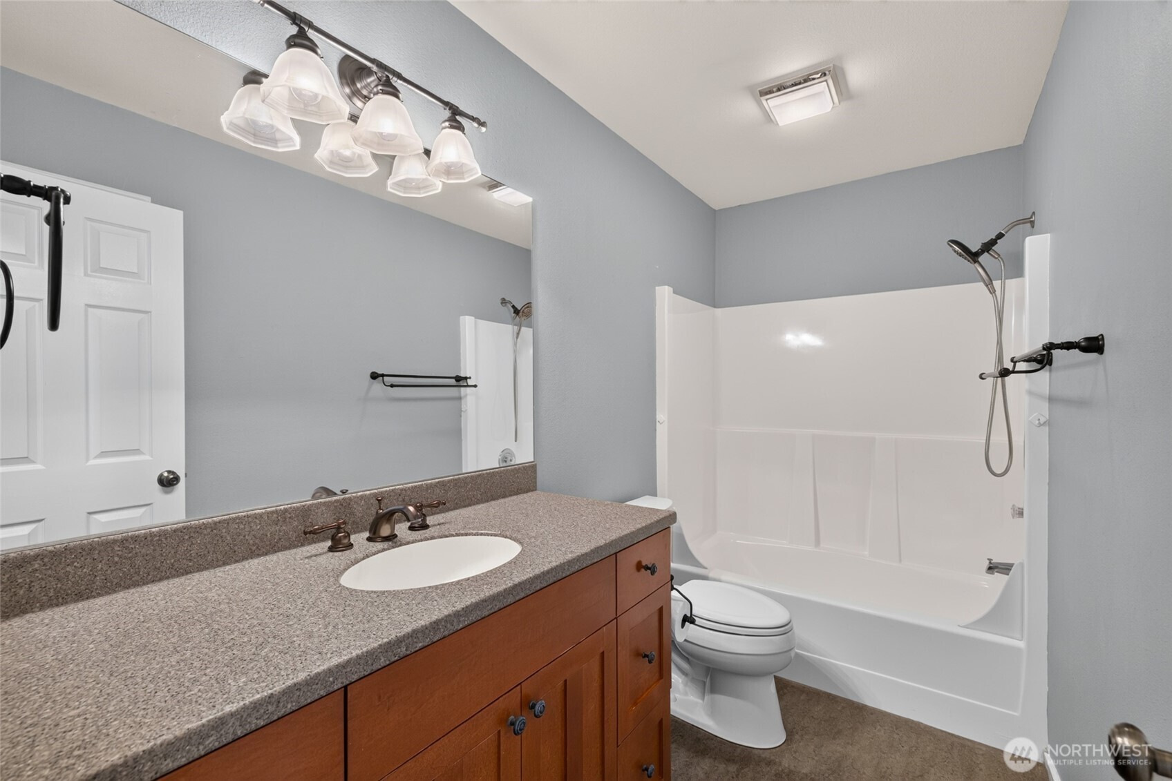 2137 Tilbury Lane Property Photo 25