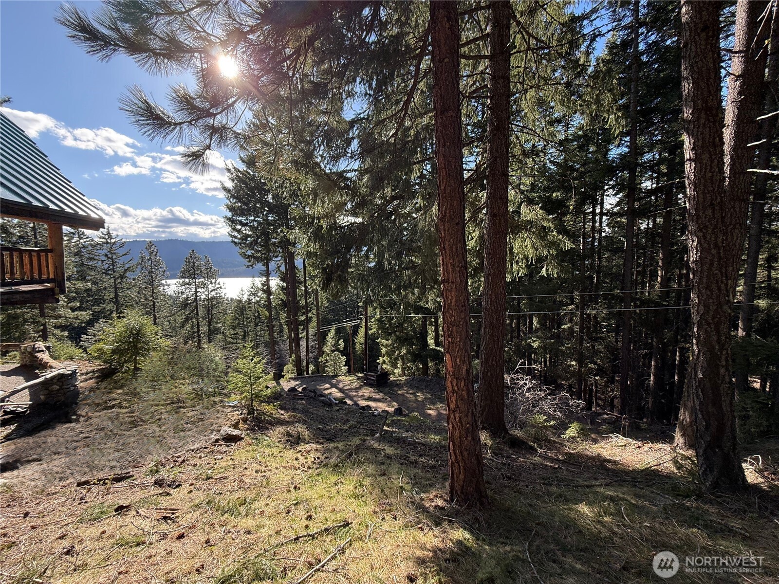 100 Lakeview Drive Property Photo 1