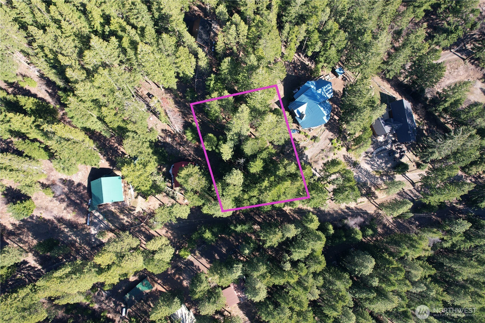 100 Lakeview Drive Property Photo 5
