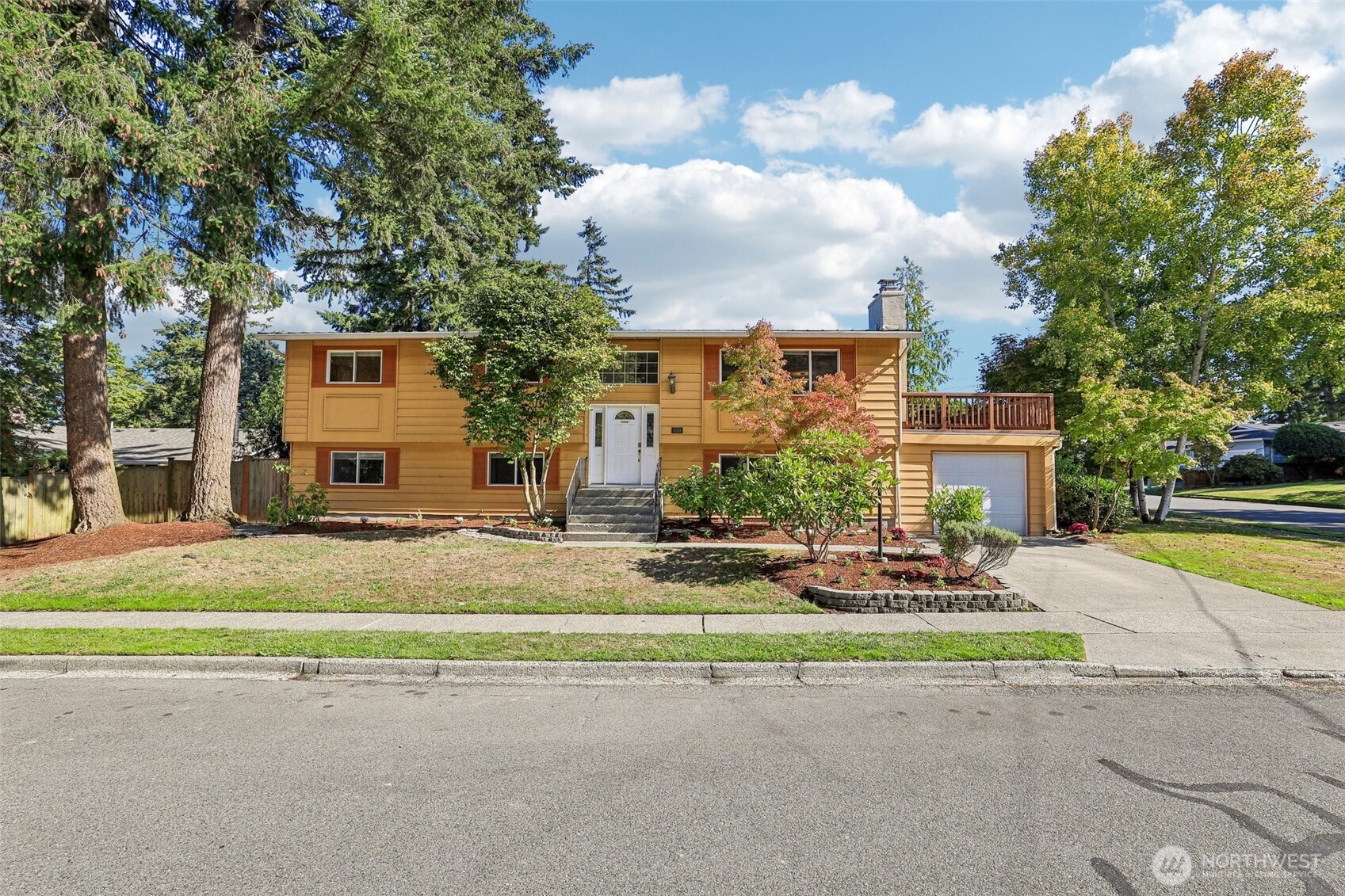 5508 155th Avenue Property Photo 1