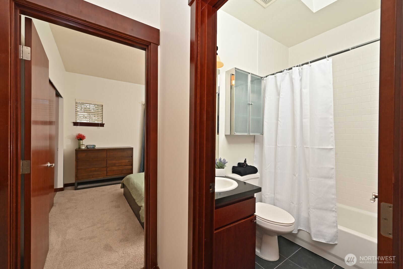 1835 24th Ave B Property Photo 24