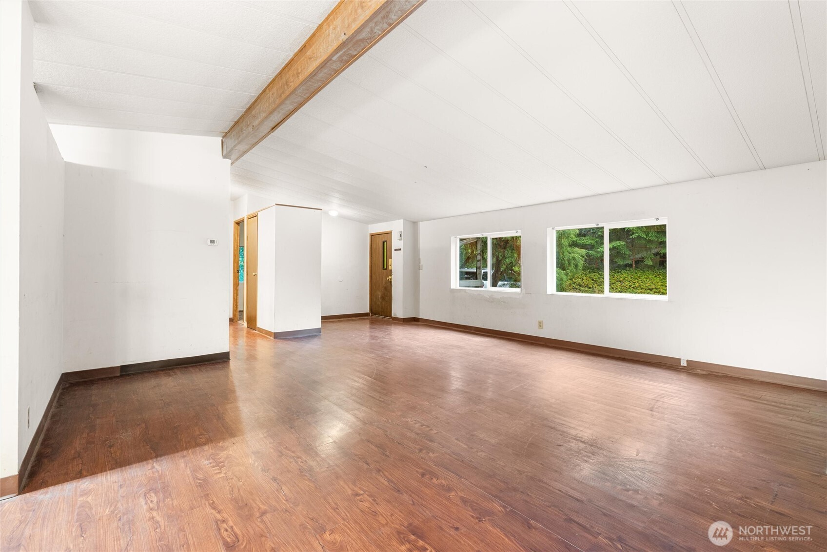 4029 Trenton Avenue Property Photo 4
