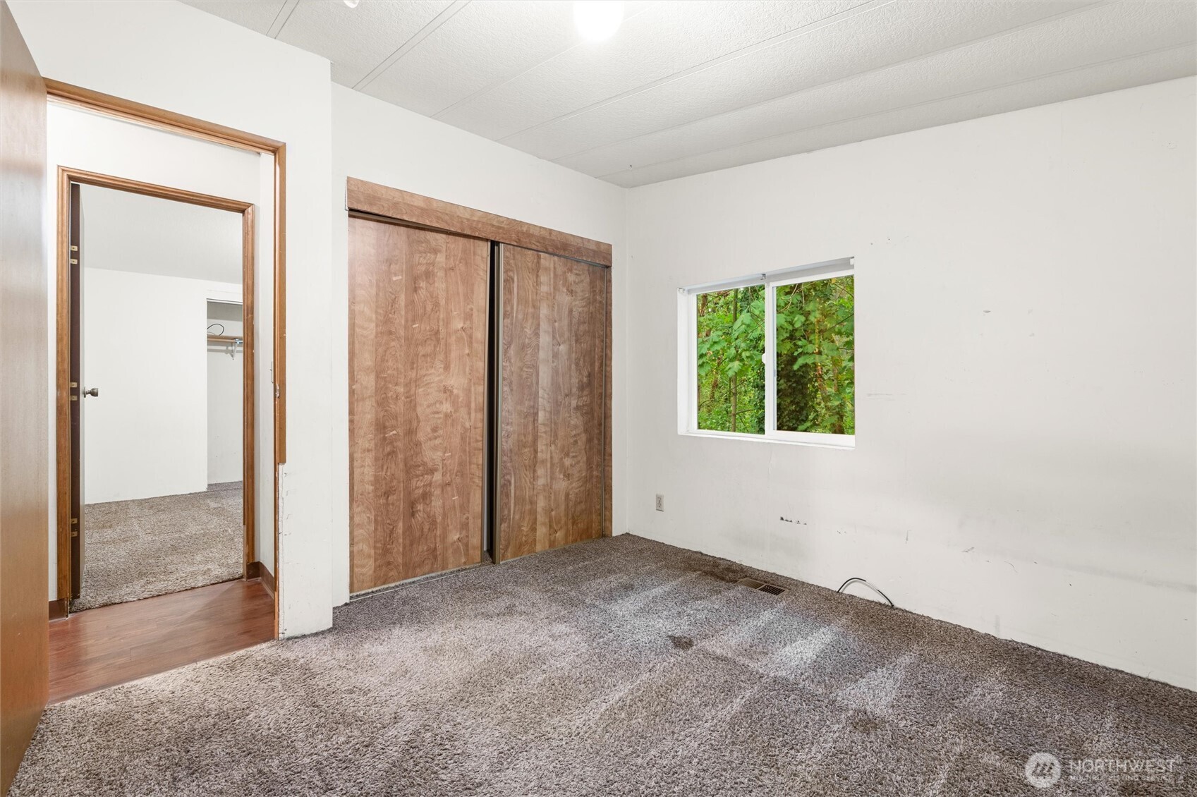 4029 Trenton Avenue Property Photo 18