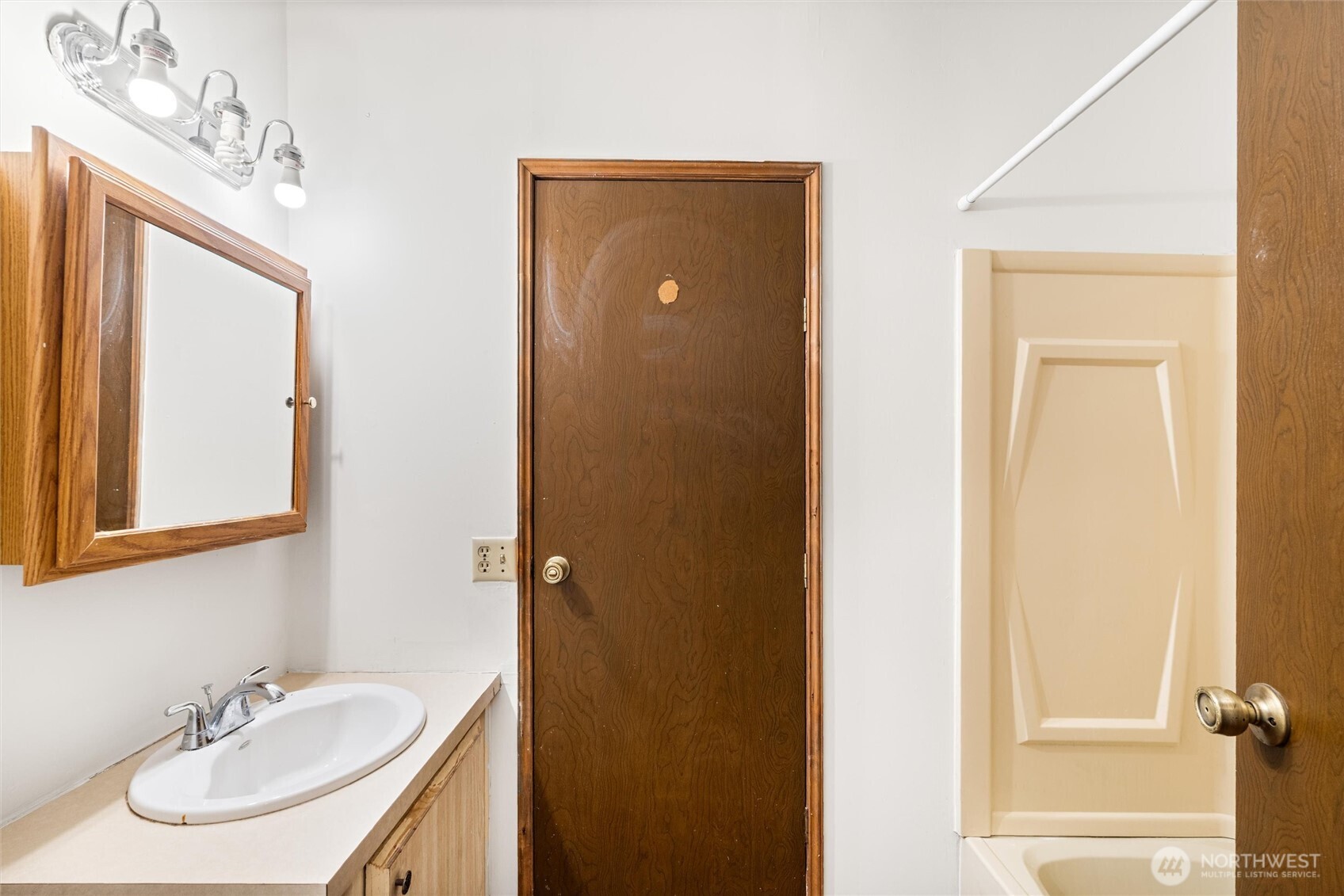 4029 Trenton Avenue Property Photo 26